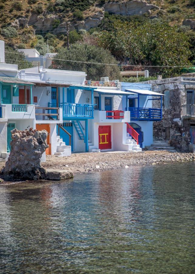 Blue Traditional Boathouse In Klima Klima  Exterior photo