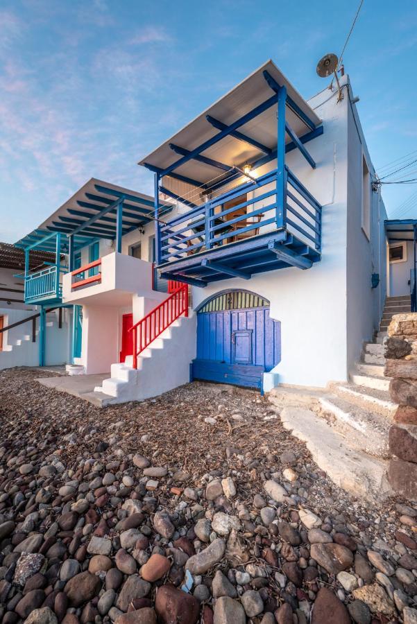 Blue Traditional Boathouse In Klima Klima  Exterior photo